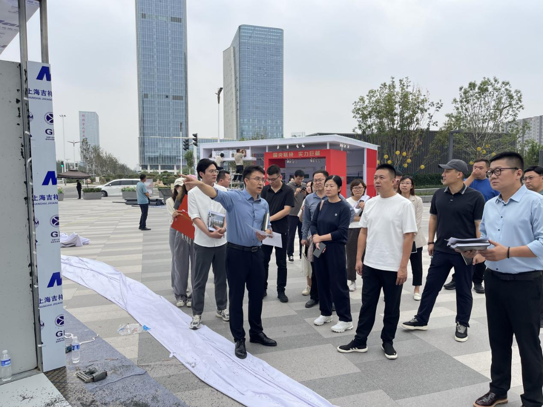 【企业动态】城投房地产董事长张力超带队到“十里春晓”住宅项目督导工作 【企业动态】城投房地产董事长张力超带队到“十里春晓”住宅项目督导工作