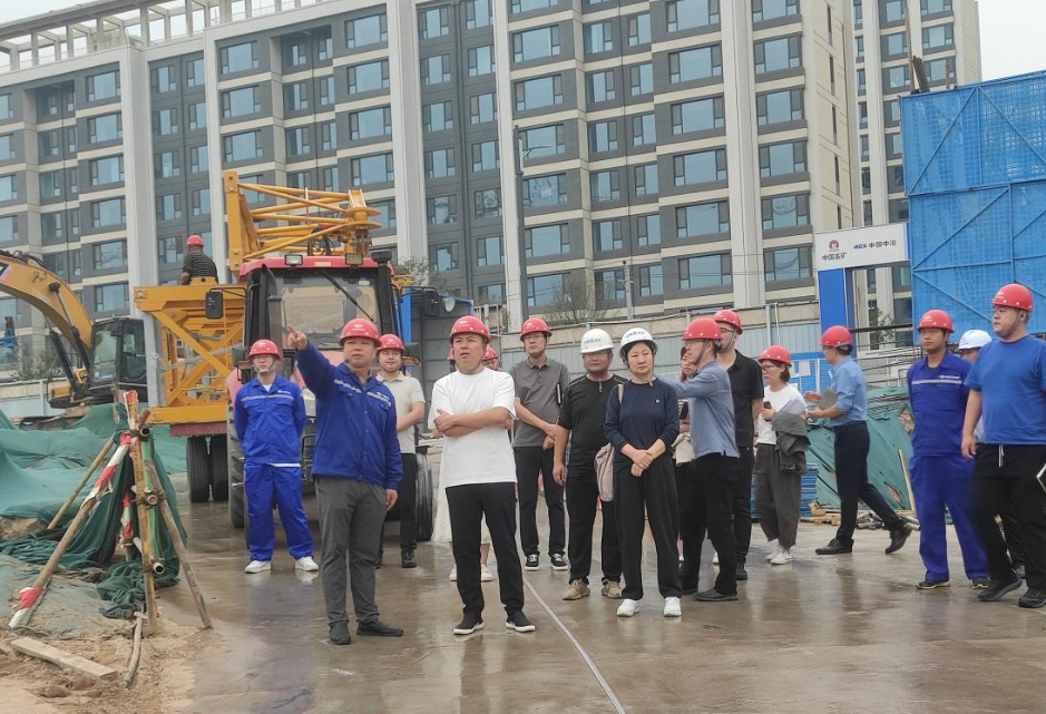 【企业动态】城投房地产董事长张力超带队到“十里春晓”住宅项目督导工作 【企业动态】城投房地产董事长张力超带队到“十里春晓”住宅项目督导工作